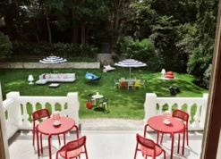 Fatboy Buggle-Up Outdoor 23 Fatboy Buggle-Up Outdoor -Hayward Verkoop 03 FATBOY Garden Moodpicture Baarn