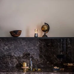 Humble One Table Light -Hayward Verkoop Humble One table light titanium sfeer 03