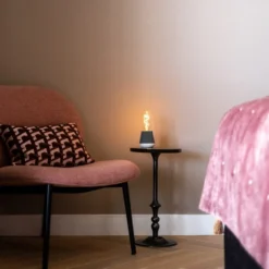 Humble One Soft Tafellamp -Hayward Verkoop Humble one soft petrol tafellamp sfeer