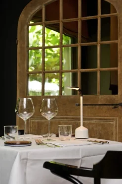 Petit Cru Design Tafellamp Imagilights -Hayward Verkoop Imagilights petit cru tafellamp white 02