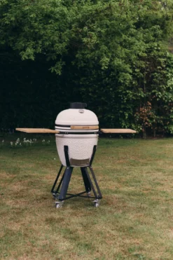 Kamado BBQ Medium 50 -Hayward Verkoop Kamado Medium 50 Wit 11 scaled 1