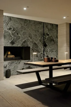 Mirai Tafel Lamp Imagilights -Hayward Verkoop Mira tafel lamp sfeer foto poolhouse tafel