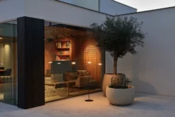 Mirai Tree Sfeerlamp 24 Mirai Tree Sfeerlamp -Hayward Verkoop Mirai Tree sfeerlamp terras by night