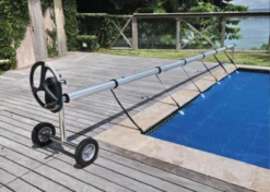 Oprolsysteem Voor Zomerzeil Op Wielen -Hayward Verkoop Oprolsysteem voor zomerzeil op wielen 3