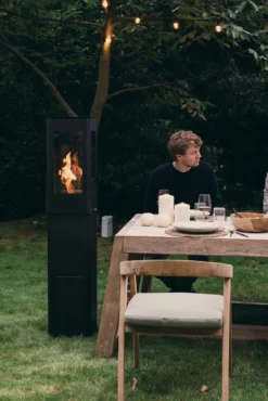 Sigi Pellet Terrasverwarming -Hayward Verkoop Sigi pellet terrasverwarming in tuin scaled 1