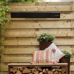 Sunred Heater Nero Wall Hanging 2400 Terrasverwarmer -Hayward Verkoop Sunred Nero wall hanging 04