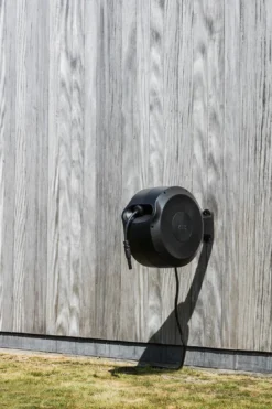 Mirtoon 30m -Hayward Verkoop Zee Mirtoon zwart in tuin scaled 1