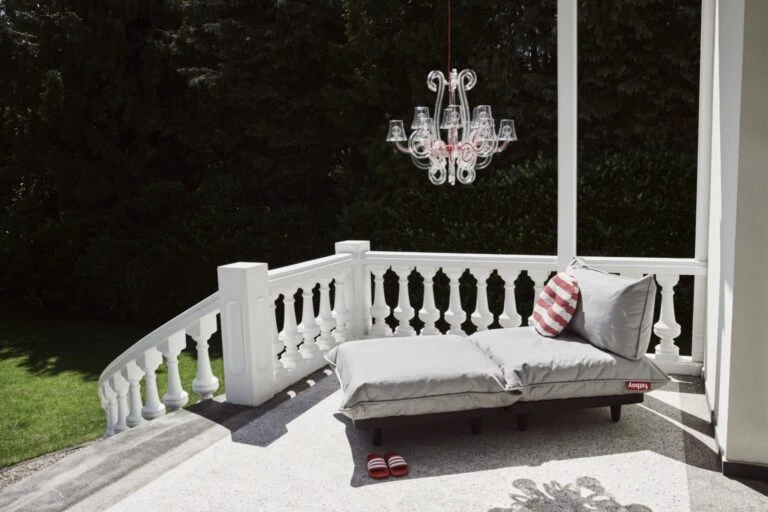 Dolphin Verkoop -Hayward Verkoop 07 FATBOY Paletti Light Grey Moodpicture Baarn scaled 1 768x512 1